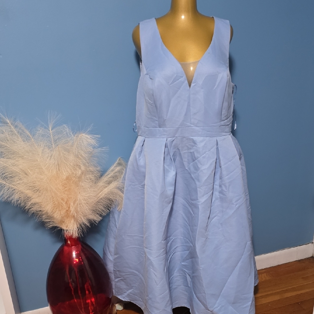 Sleeveless Light Blue V-Neck Women's Dress